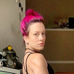 siri dahl naked